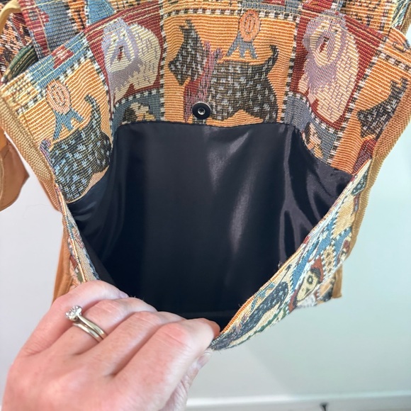 NWT Pioneer Faithful Companion Dog Tapestry Zippered Tote Bag - Picture 9 of 9